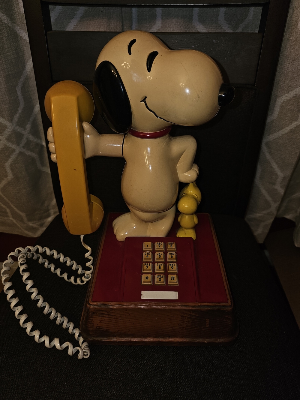Peanuts Snoopy Yellow & Red Decorative Phone Figurine